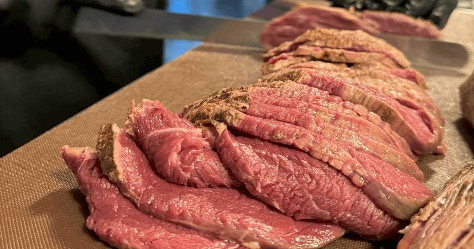 The Top Steakhouses in Jeddah for a Perfectly Grilled Experience